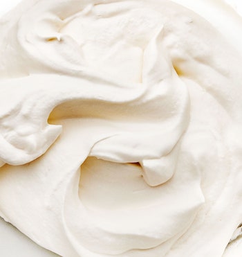whipped cream with sugar