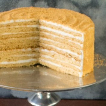 russian honey cake layers